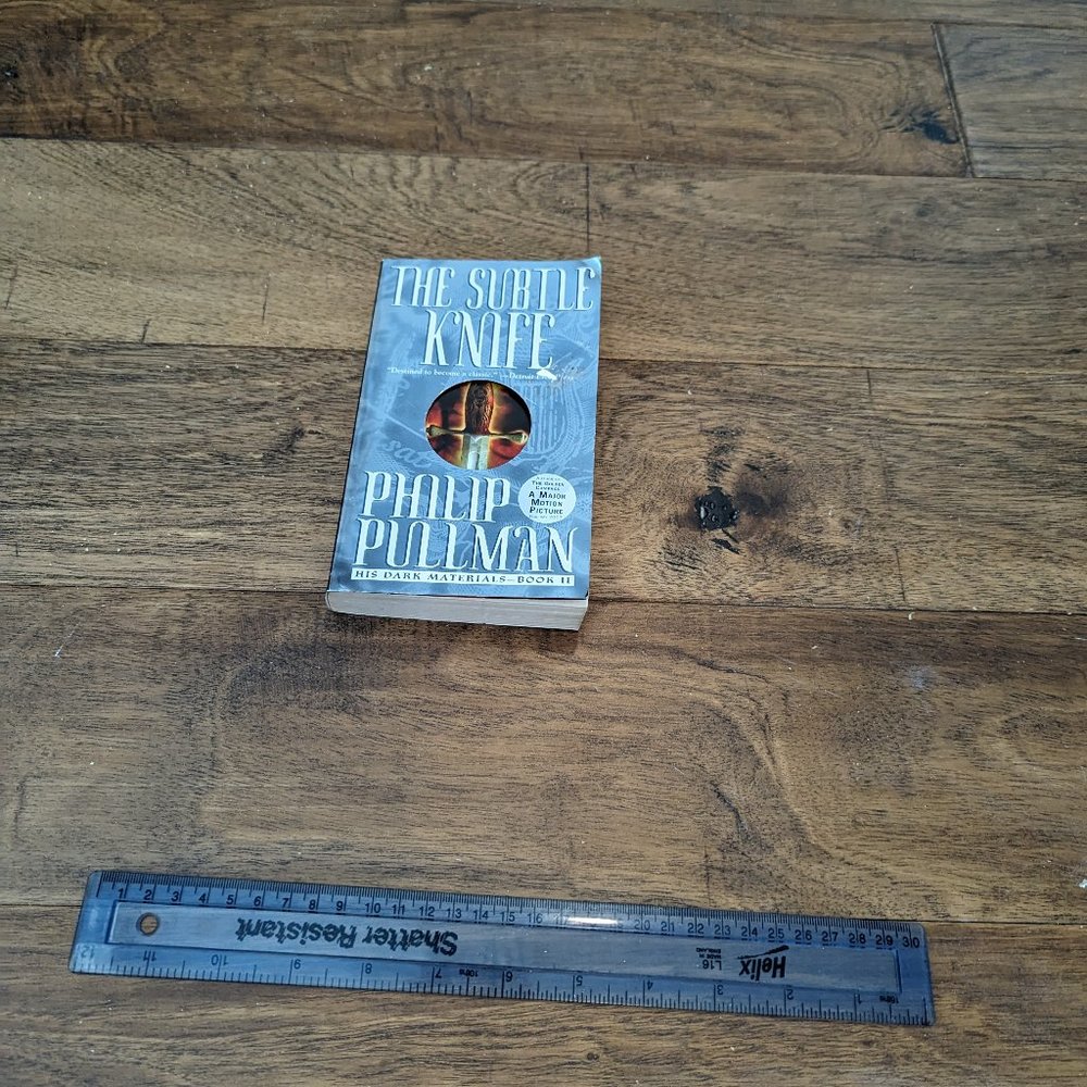 Philip Pullman - His Dark Materials Book II: Subtle Knife paperback